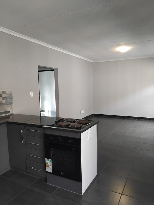 To Let 2 Bedroom Property for Rent in Die Bult North West